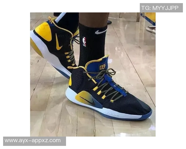 杜克大学球队独特Kobe5新配色曝光引发众人羡慕与热议